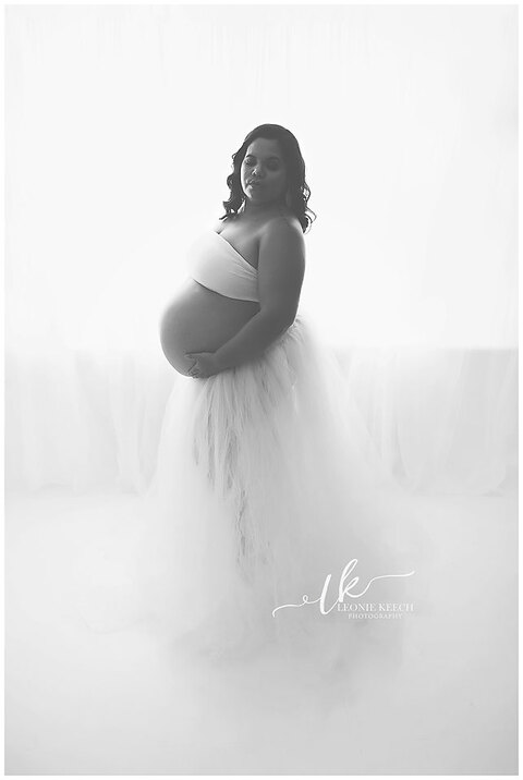 Rachael Maternity Photographer Tamworth
