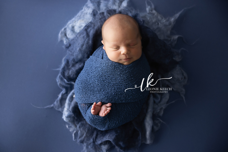 leon-7-days-newborn-photographer-tamworth