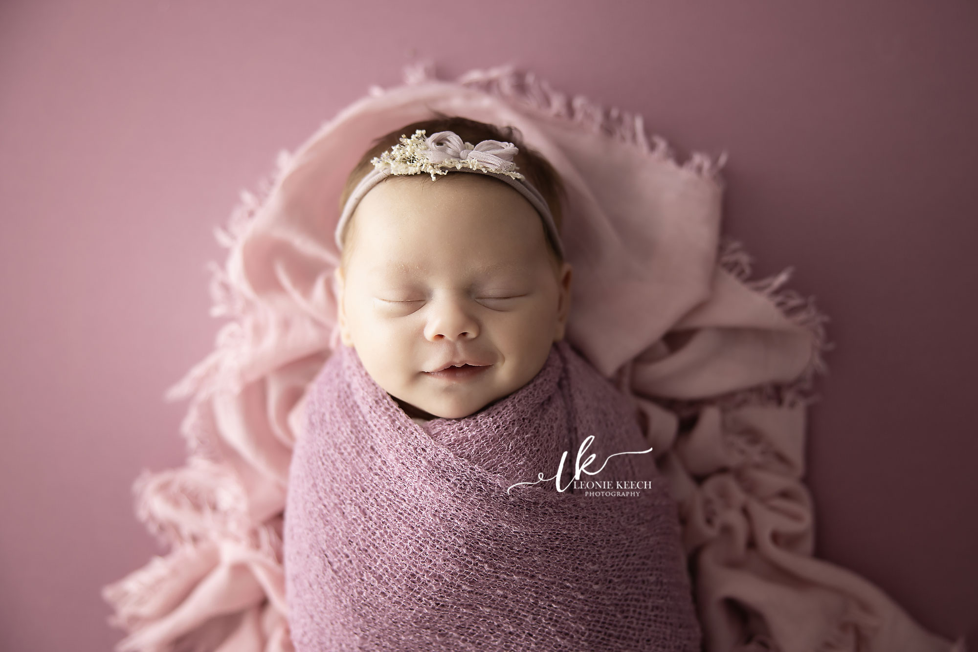 Newborn, Maternity, Family, Cake Smash Photographer Tamworth NSW